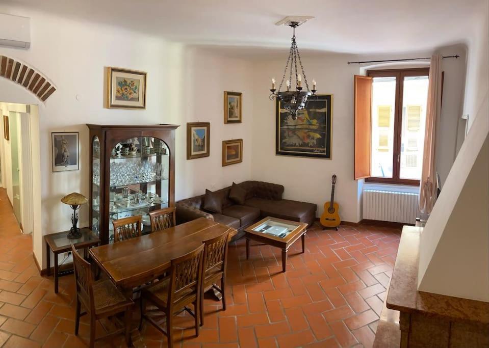 The Philosopher'S House La Spezia Bagian luar foto